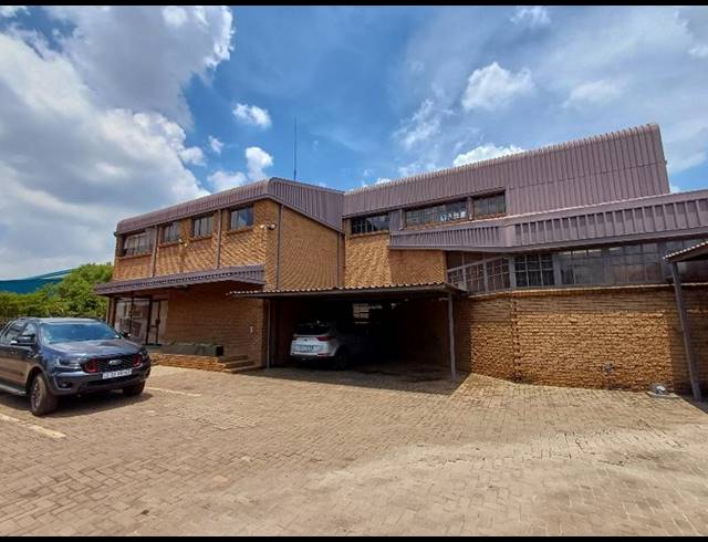 INDUSTRIAL PROPERTY TO RENT IN HENNOPSPARK